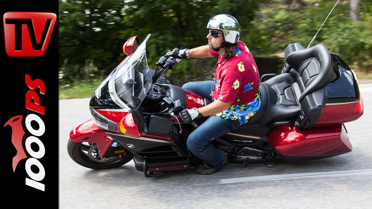2015 Honda GL 1800 Goldwing Test | 40th Anniversary Edition - ENGL Subs