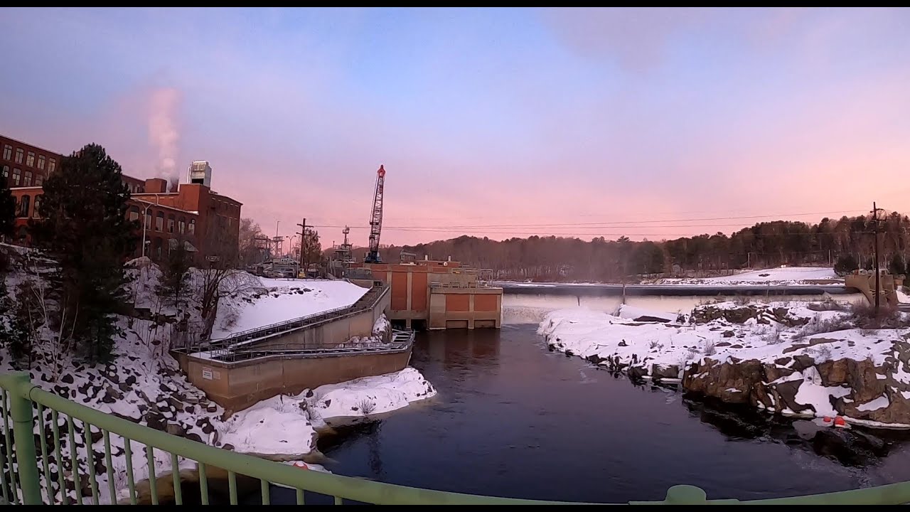 Diving in front of a HUGE Hydro Dam!!
