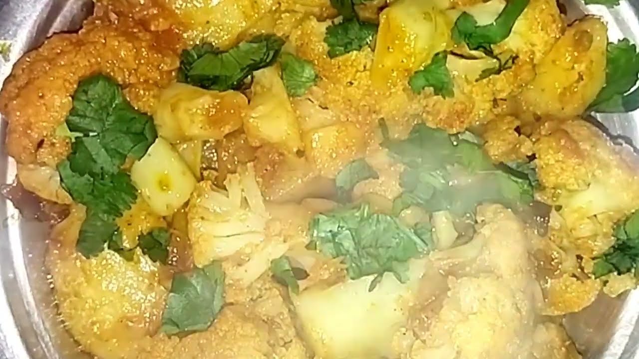 आलू गोभी ढाबे जे सी😋☺🥔🥔🥦🥦🍅