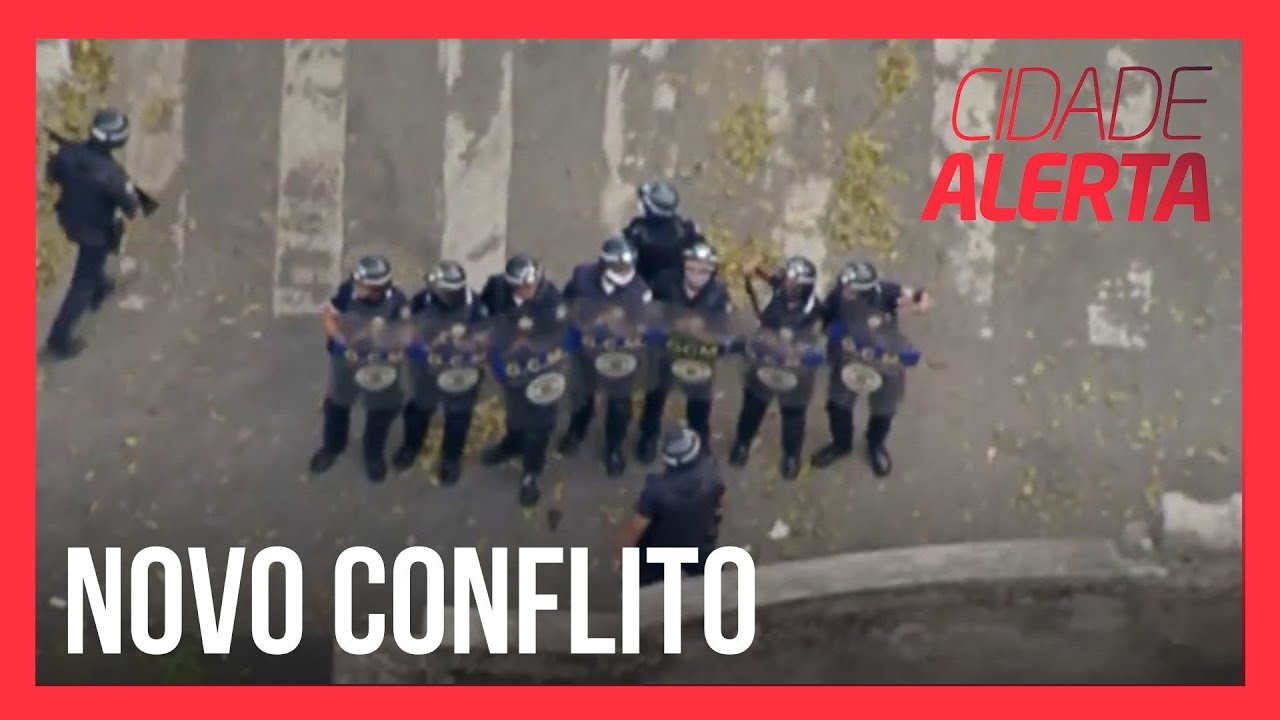 Polícia enfrenta mais um dia de confusão na Cracolândia