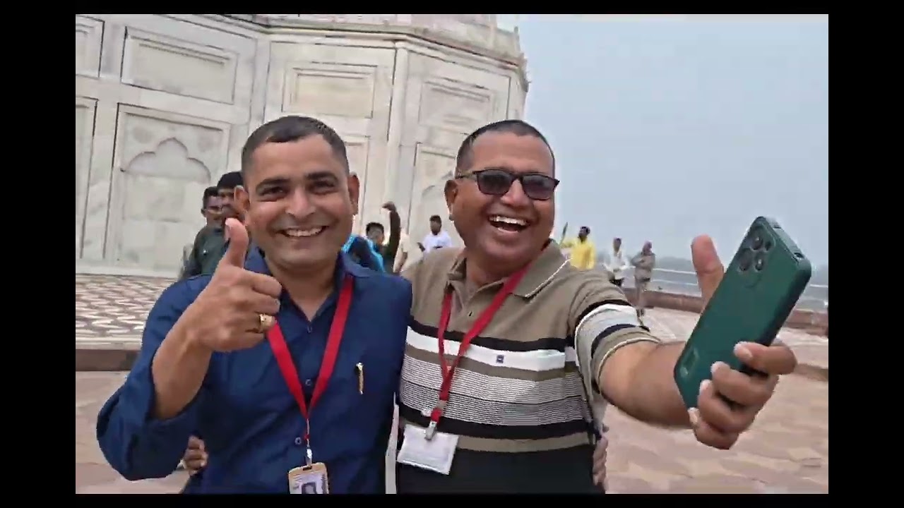 आग्रा वृंदावन शैक्षणिक सहल पहिला दिवस सावित्रीबाई फुले माध्यमिक विद्यालय कुकाणे ता मालेगाव