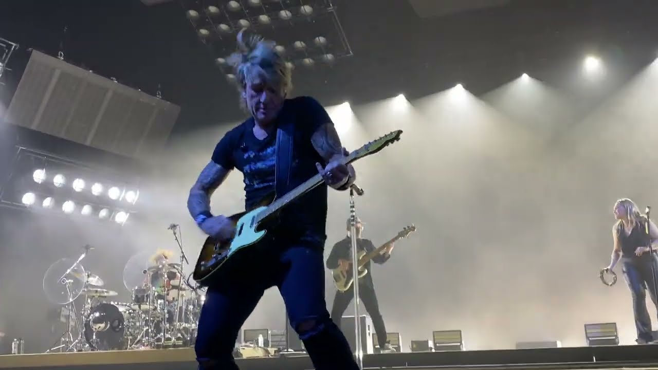Keith Urban - Where the Blacktop Ends - 02/14/2025