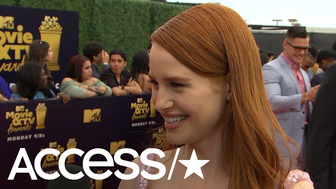 'Riverdale's' Madelaine Petsch Talks Fan Reactions To Cheryl & Her Dream Cameo | Access