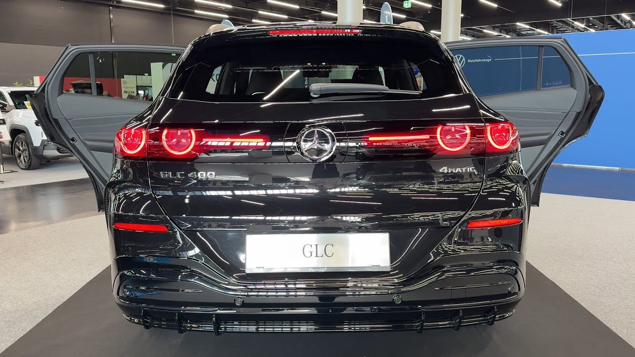 New MERCEDES GLC AMG Line 2026 - FULL walkaround & details (OBSIDIAN BLACK COLOR)