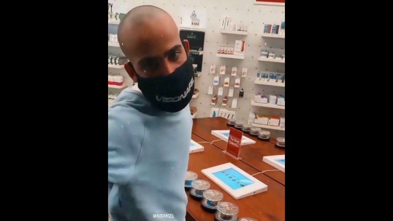 LoNuevo Arcangel Comprando Hierba Online