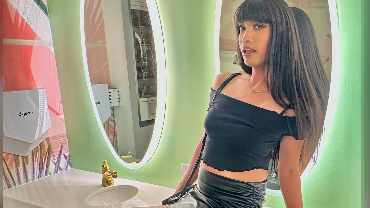 Crossdressing in Public for Toronto Pride 2023