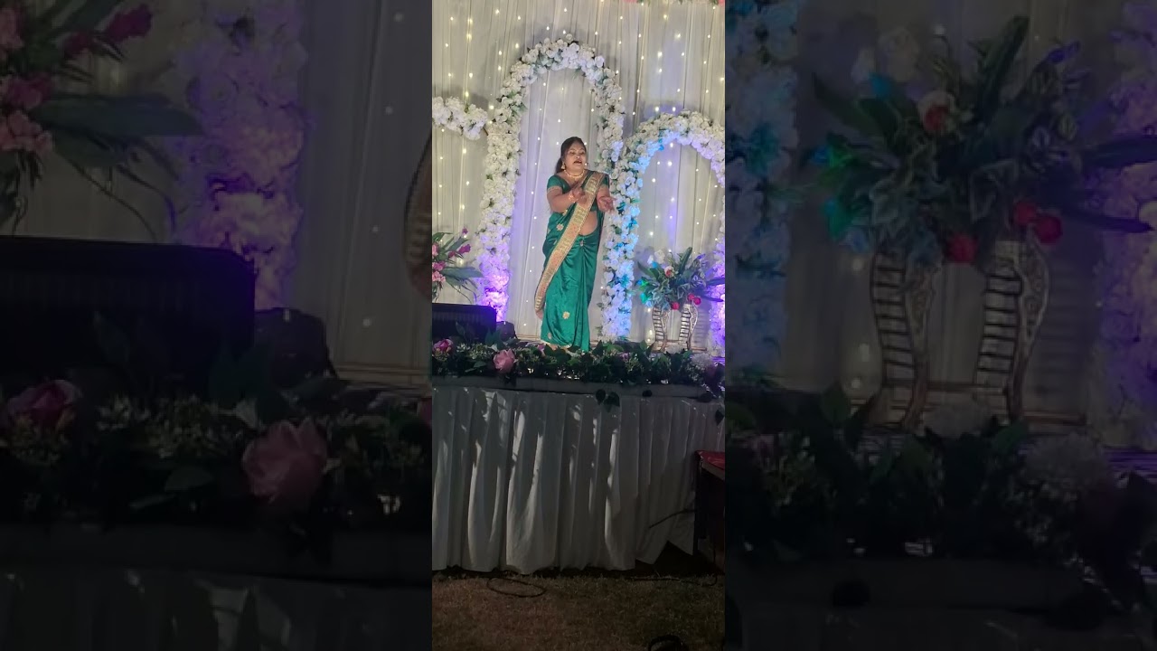 Bindiya chamkegi nd ye galiyan ye choubara...♥️♥️#both song in vdo#sangeet function #dance ..