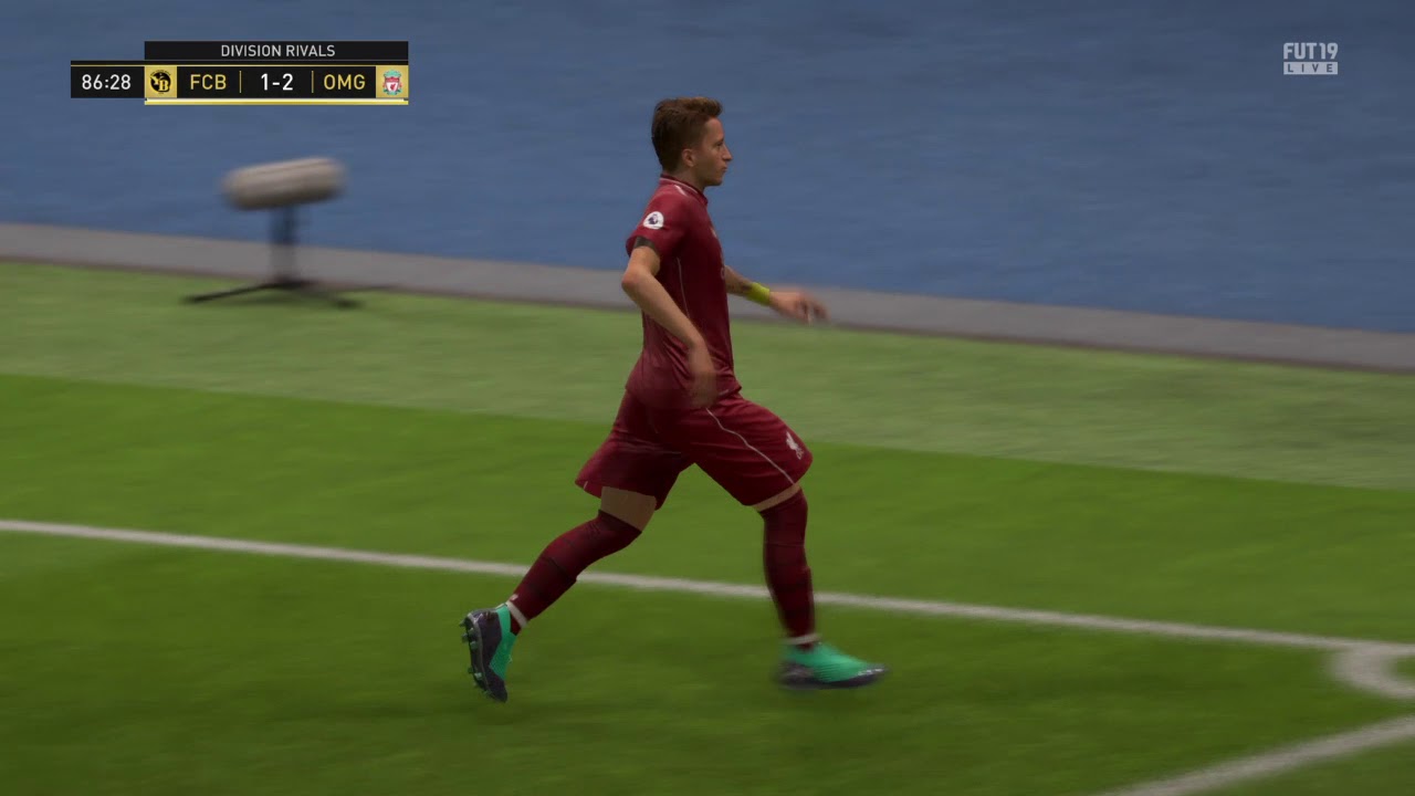 MARCO REUS AMAZING GOAL - FIFA 19
