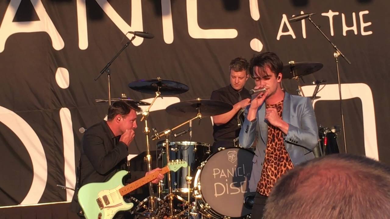 Panic! At The Disco - The Ballad Of Mona Lisa [Live] - 7.23.2016 - Stir Cove - FRONT ROW