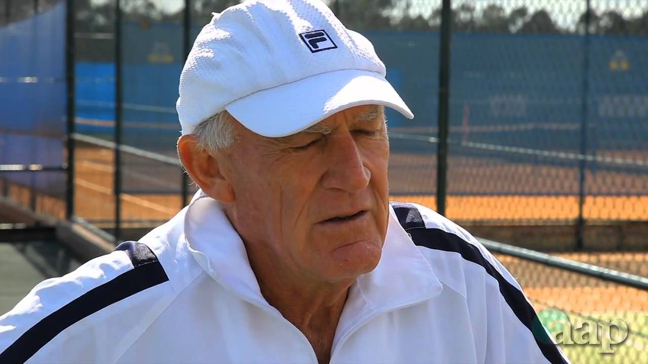 Talking clay with Tony Roche