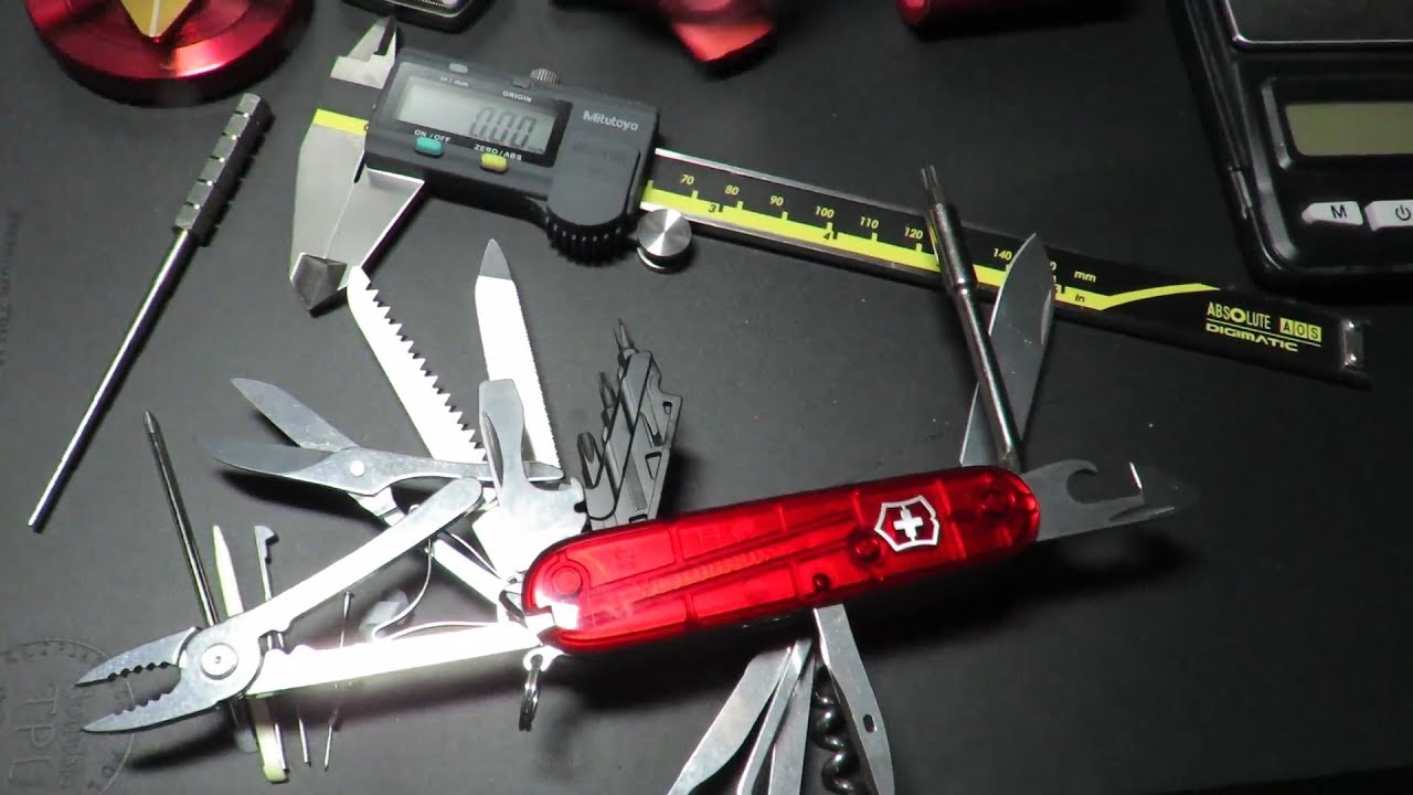 Victorinox Cybertool L (1.7775.T) : 42 Functions : The Best Friend of the Computer Technician