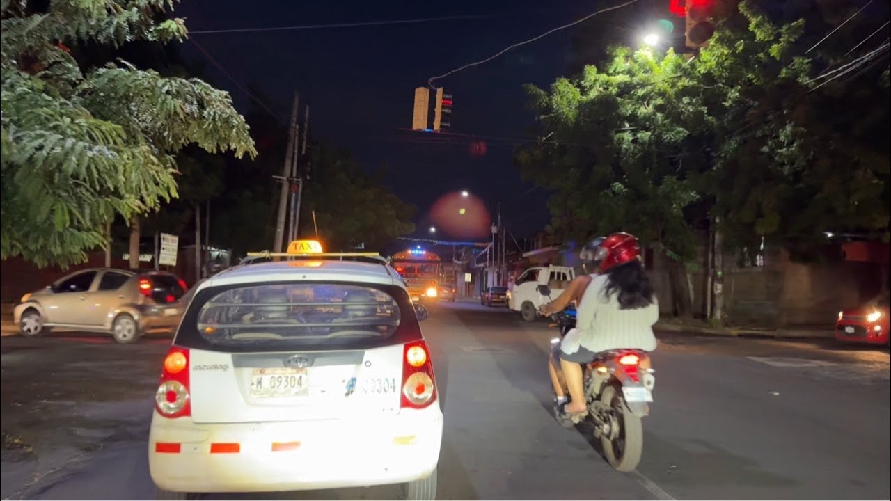 Recorriendo Calles y Barrios De Managua NICARAGUA irl