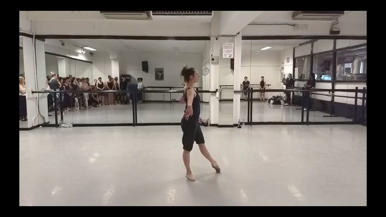 Grand Fouett&eacute; Saut&eacute;: ballet class tutorial (beginner)