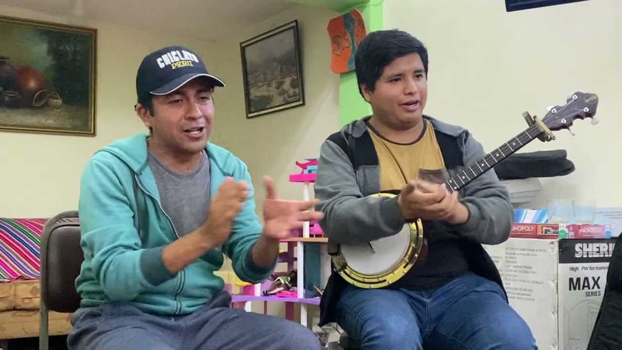 Marineras norteñas en casa de Los Valderrama Yim R Sampertegui, Sebastián Flores