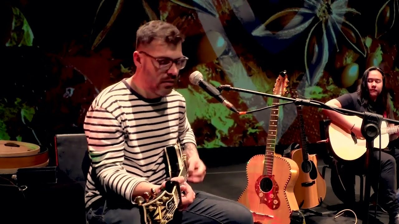 Beppe Gambetta Acoustic Night 23: Figio (Matteo Leone)