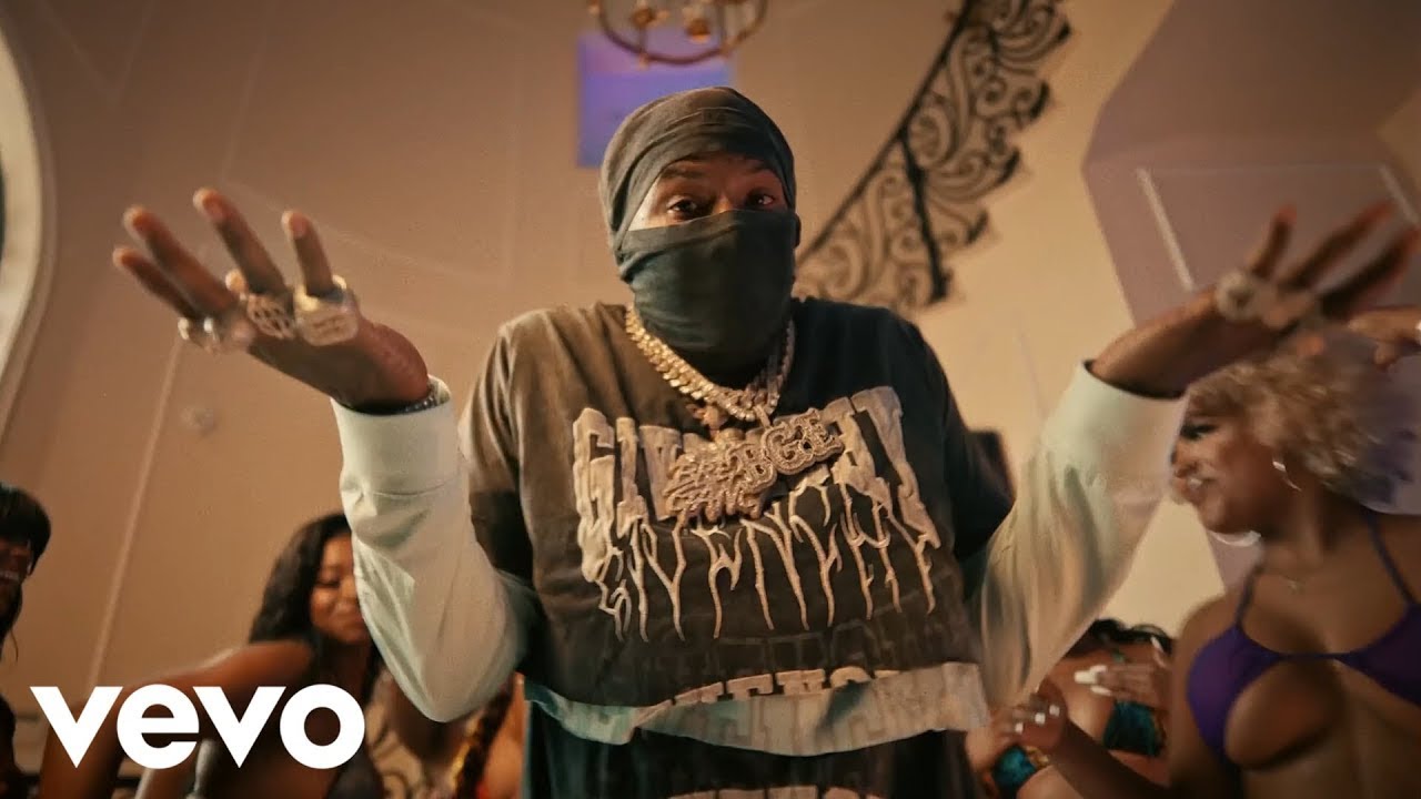 Moneybagg Yo ft. Glorilla & DaBaby – Can't Be True (Music Video)