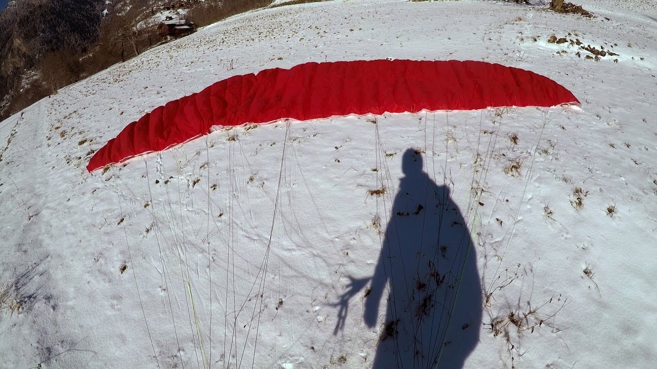 Gleitschirmfliegen in Verbier, Wallis (CH)