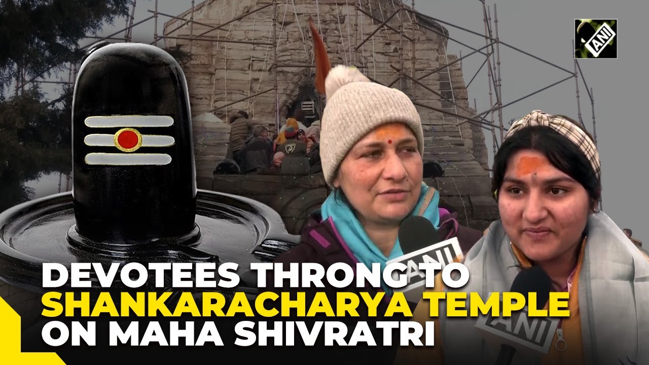 Srinagar: Devotees throng to Shankaracharya Temple on Mahashivratri
