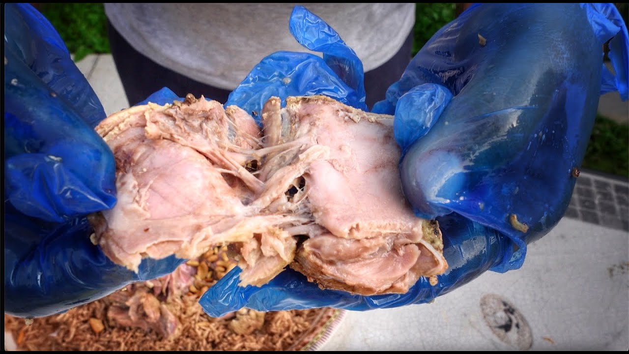London Outdoor City Life - Slow Cooked Lamb and Chicken