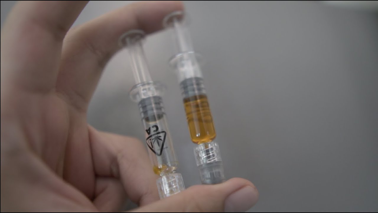 🆃🅷🅲...SYRINGES?!
