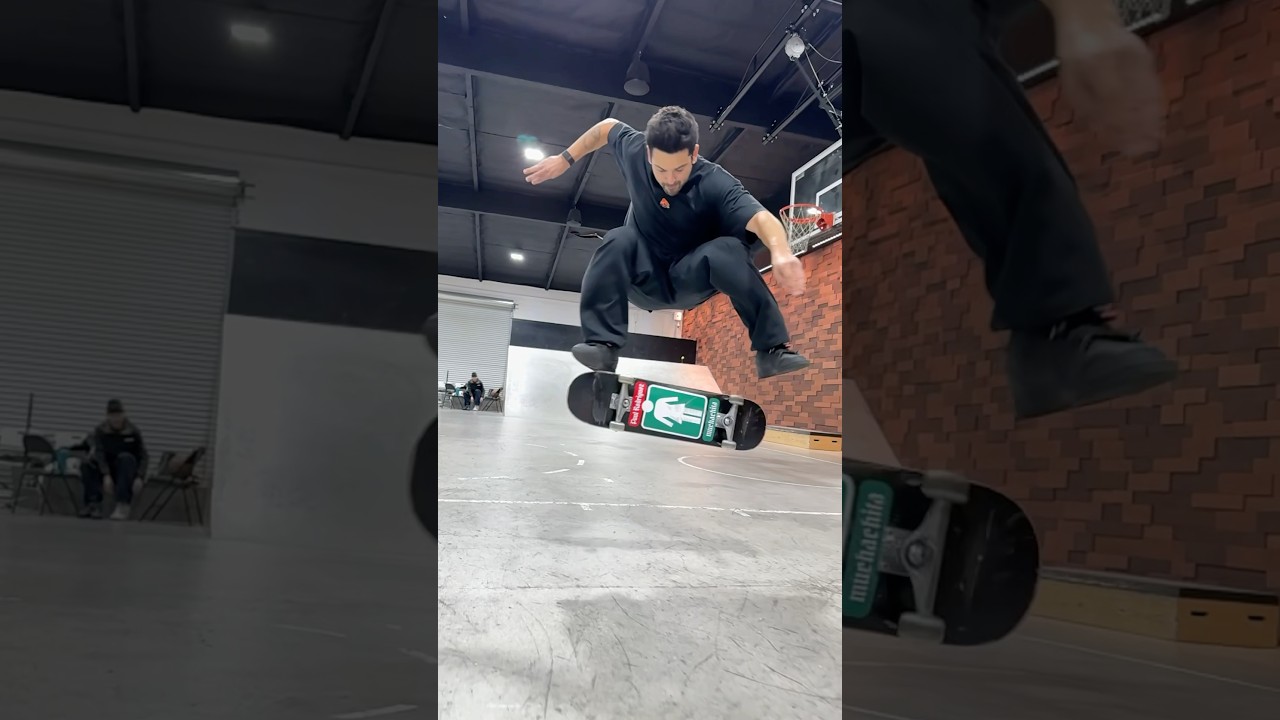 Switch frontside heelflip #skateboarding