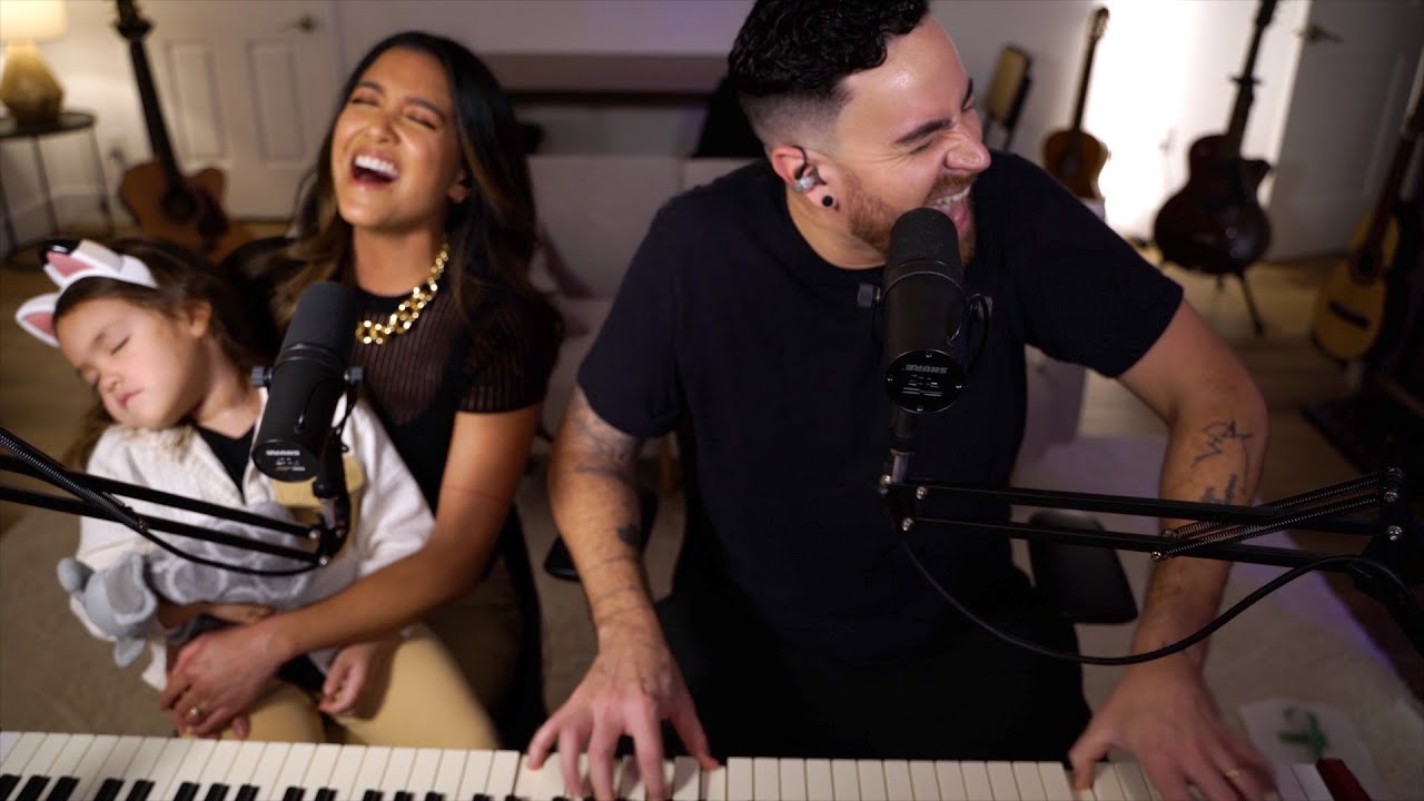 Top Hits of 2022 in 4 minutes - Us The Duo