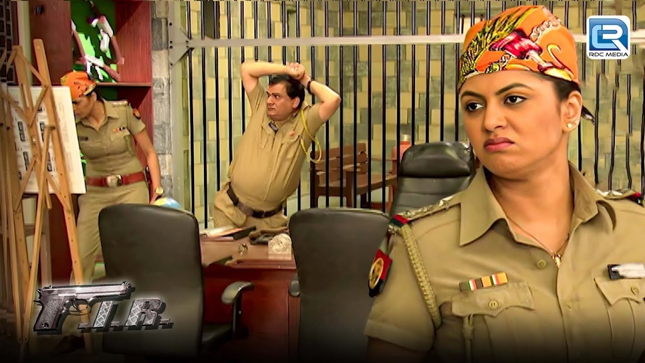 चंद्रमुखी ने गोपी को मॉडल बनाकर बनाई खास पेंटिंग | F.I.R | Comedy Series | Latest Episode 1150