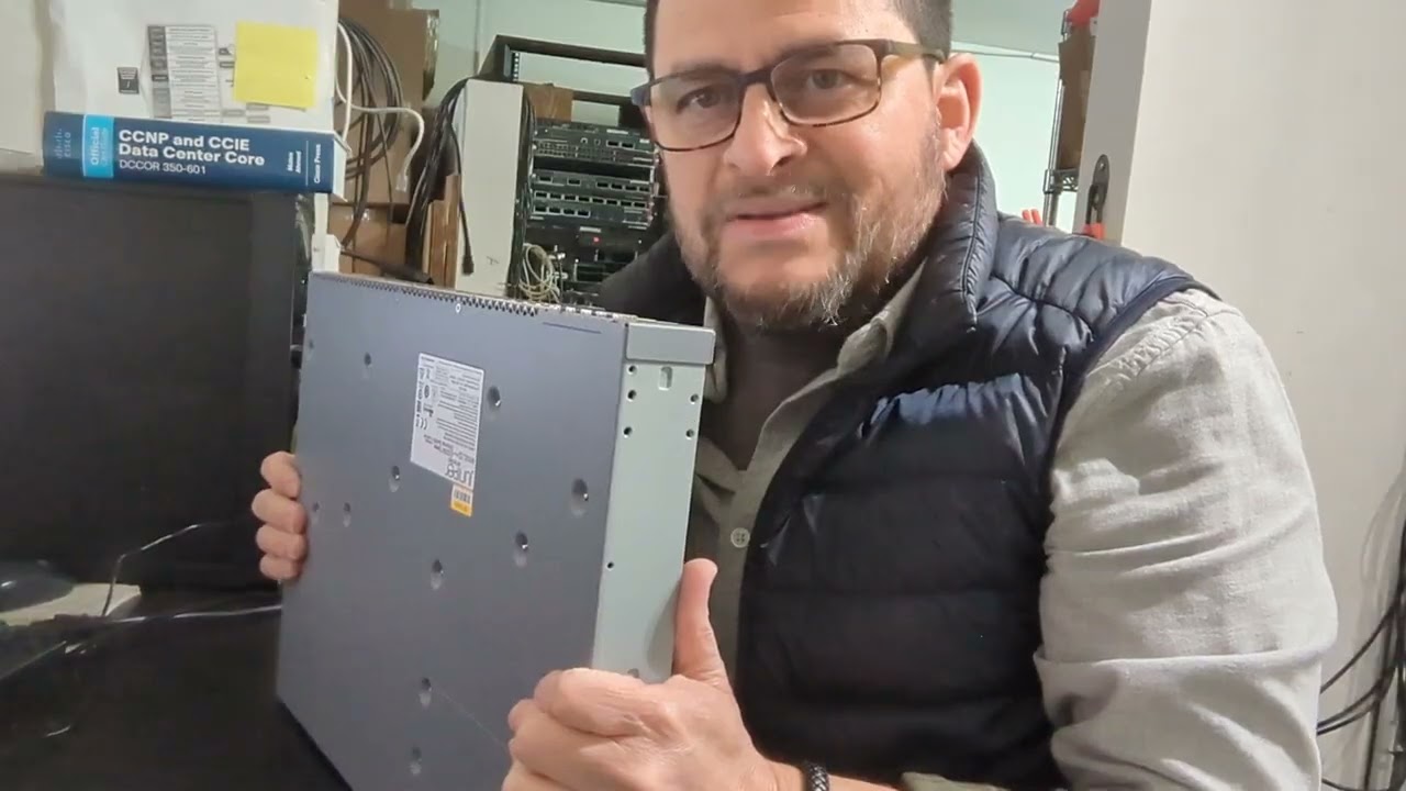 Switch Juniper EX2300-EX3400 restaurando palabra clave de usario root.
