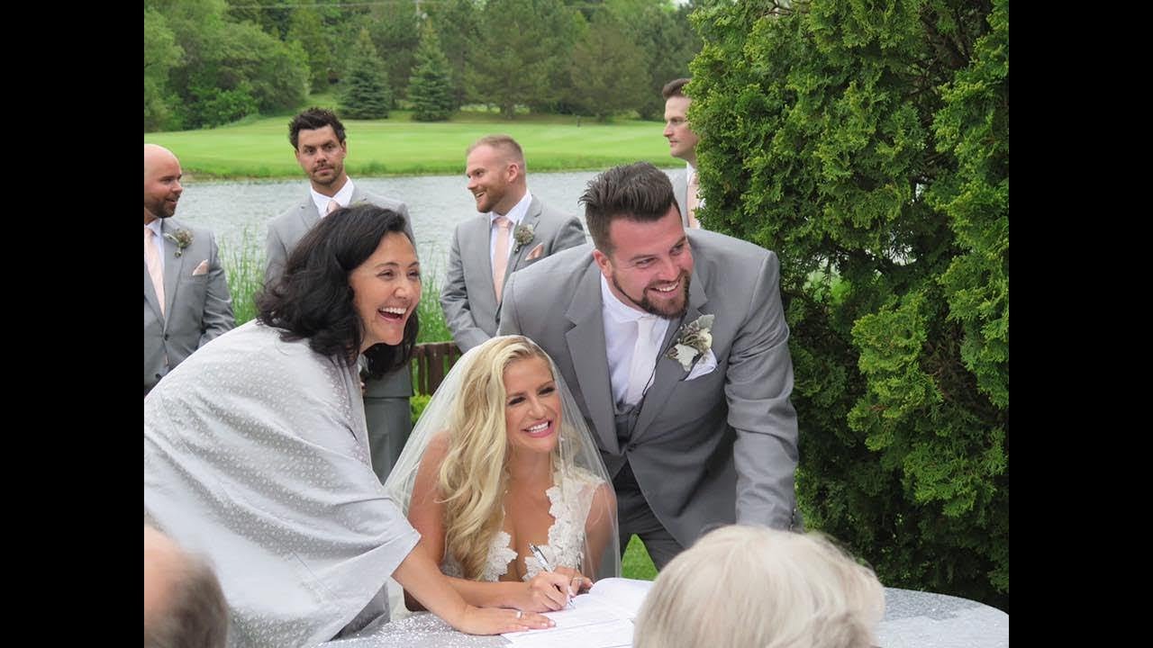 How to get married in the province of Ontario