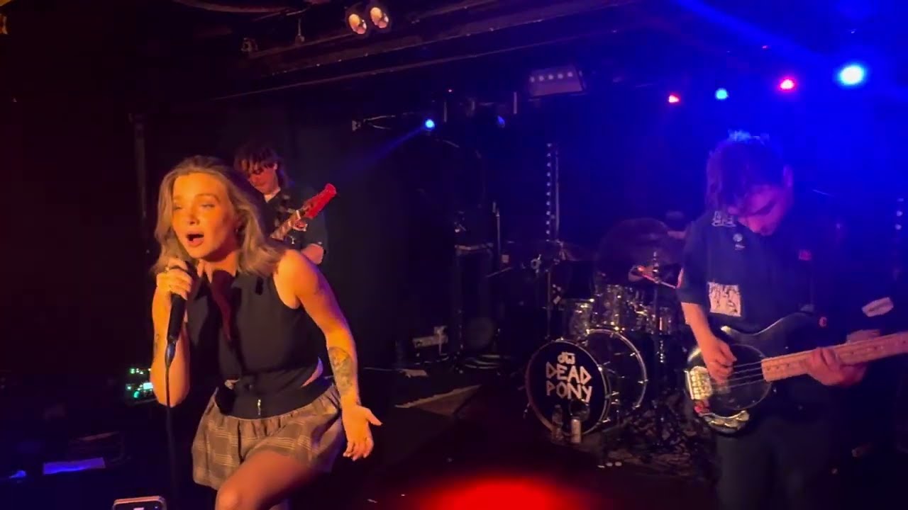 Dead Pony - Rainbows - The Key Club, Leeds - 11th January 2025