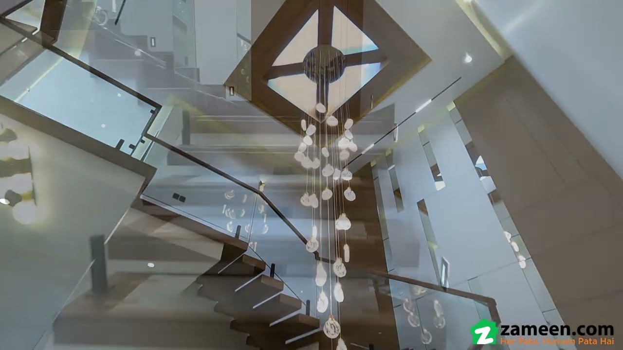 500 SQYD HOUSE FOR SALE IN PHASE 8 DHA KARACHI