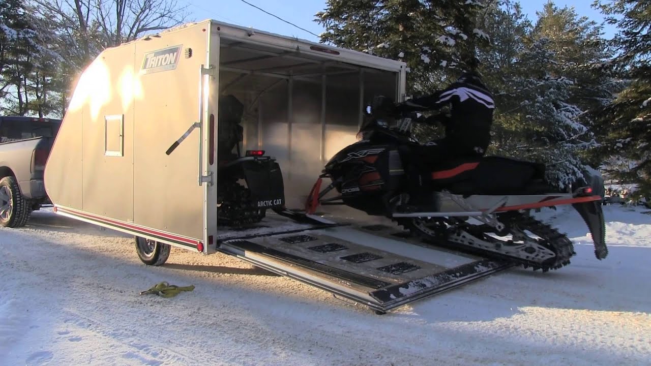 STV 2016 Triton Trailers