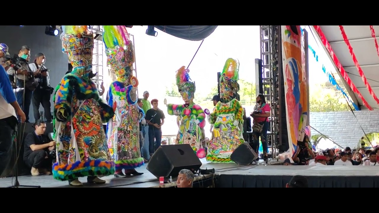 En el concurso de trajes de chinelo en el Carnaval de Yautepec Morelos 2024