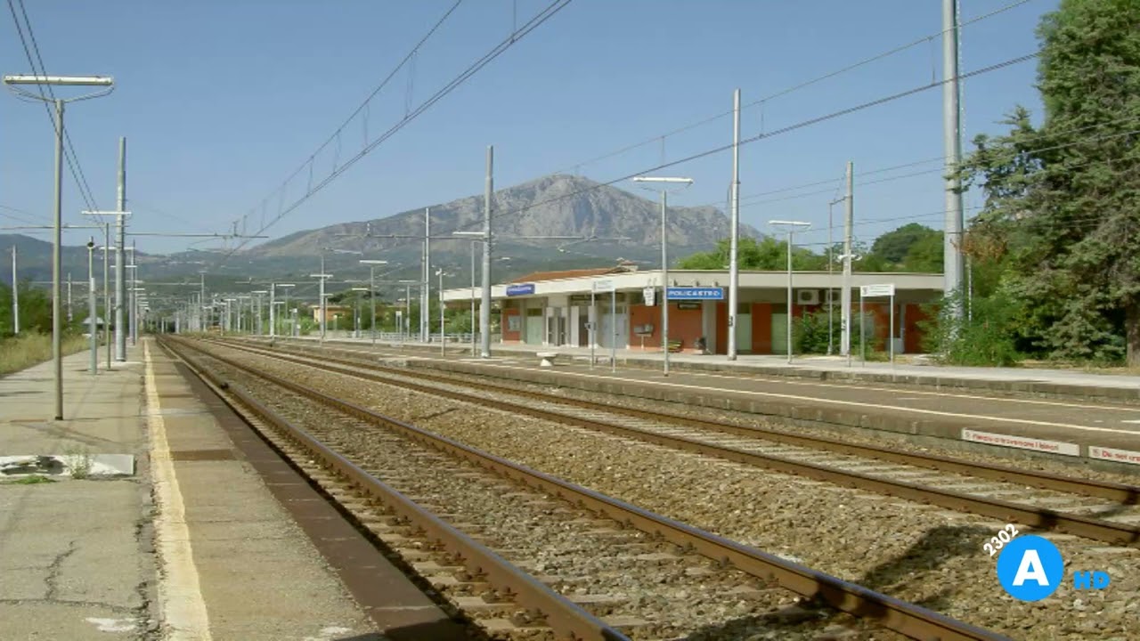 Annunci alla Stazione di Policastro Bussentino