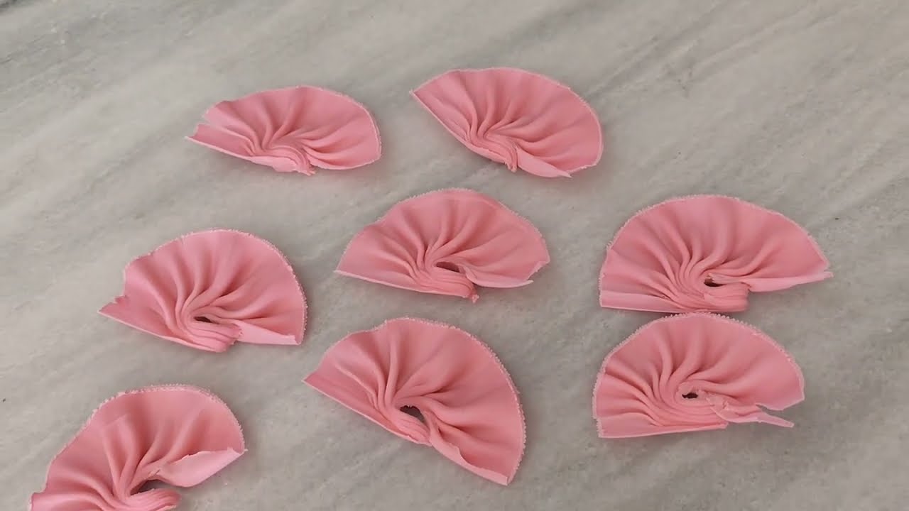 Çikolata ile pasta üstü dekor yelpaze yapımı