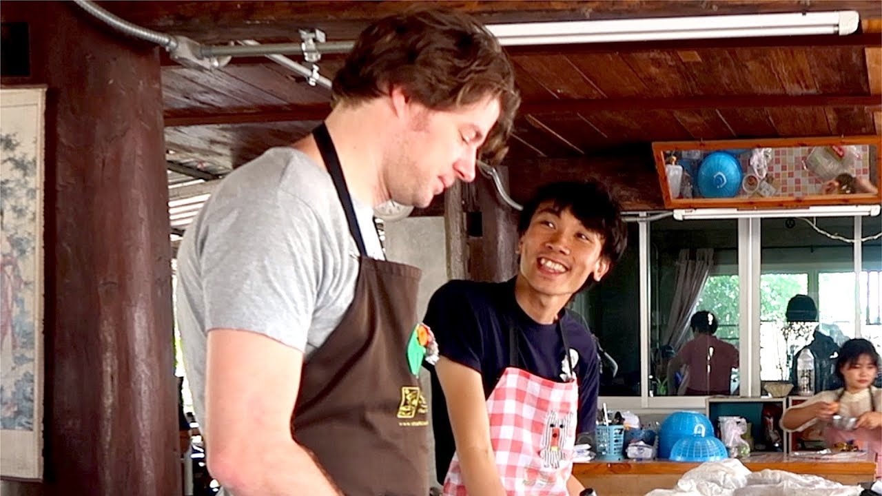 Kookvlog: pad thai en sticky rice met mango - vlog #629