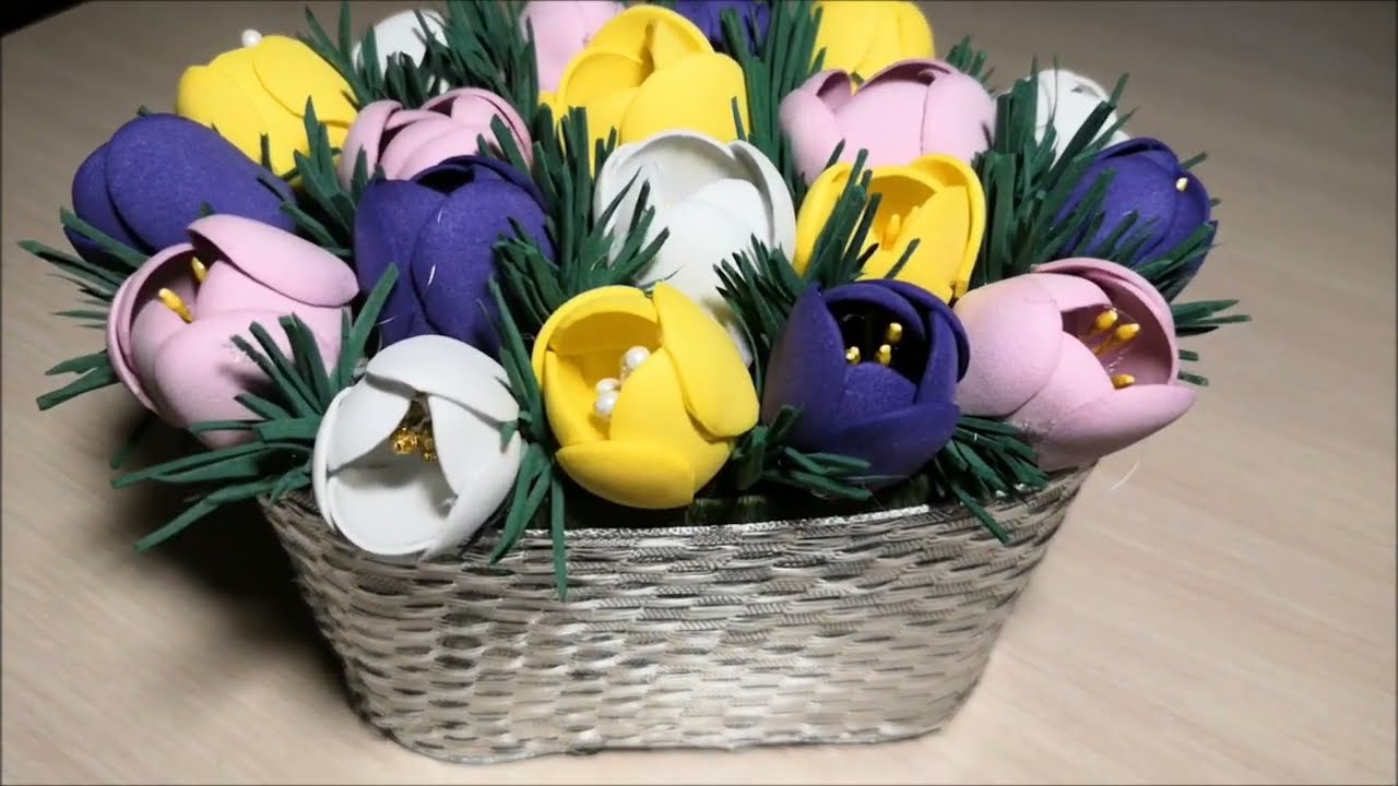 МК. Цветы крокусы  из фоамирана. Подарок на 8 марта. Подарок на День учителя своими руками.