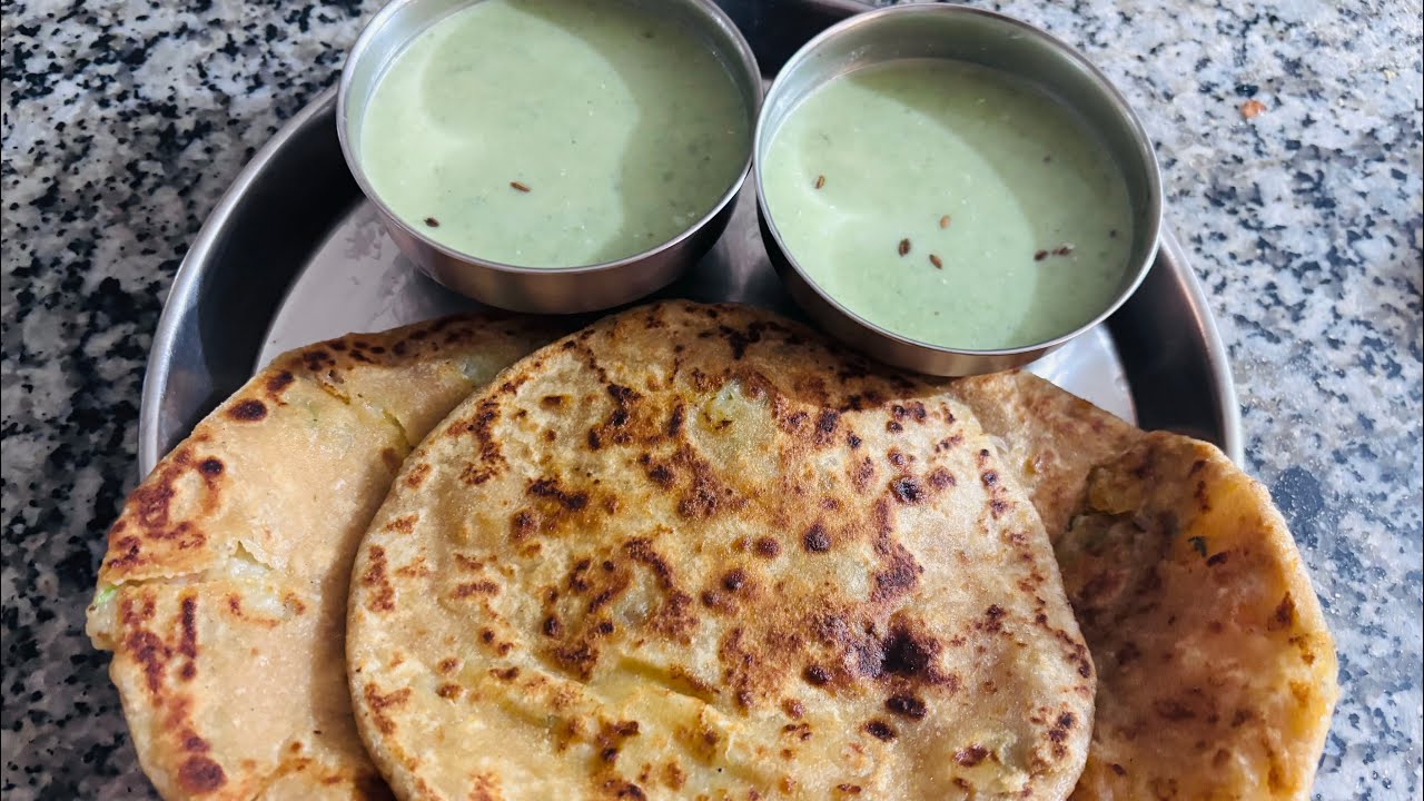 अगर आलू के पराठें नहीं पसन्द तो इस तरह बनाएं | UP K famous Aloo Ke Parathe recipe ￼