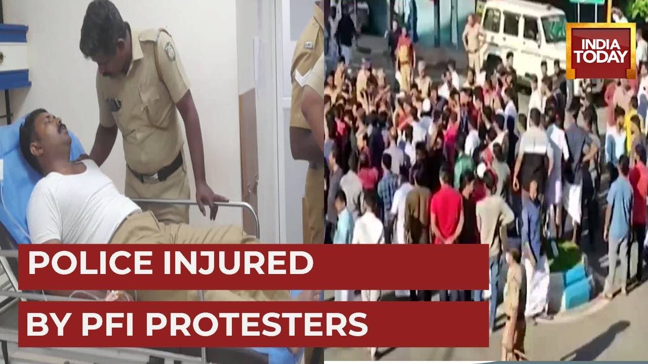2 Cops Injured In Kerala's Kollam Amid PFI Protest Gets Violent After NIA Raid