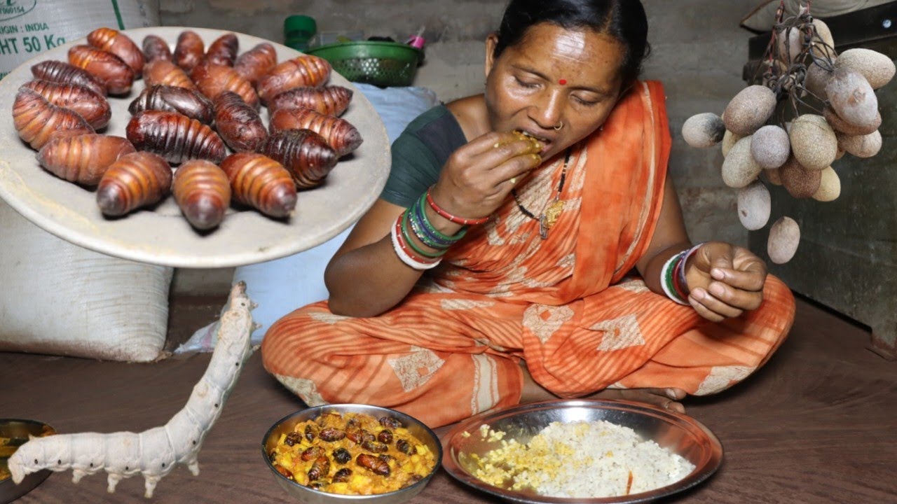 Sericulture Recipe || Tasara Pok Ki Sabji || Adivasi Tribe Cooking and Eating ||