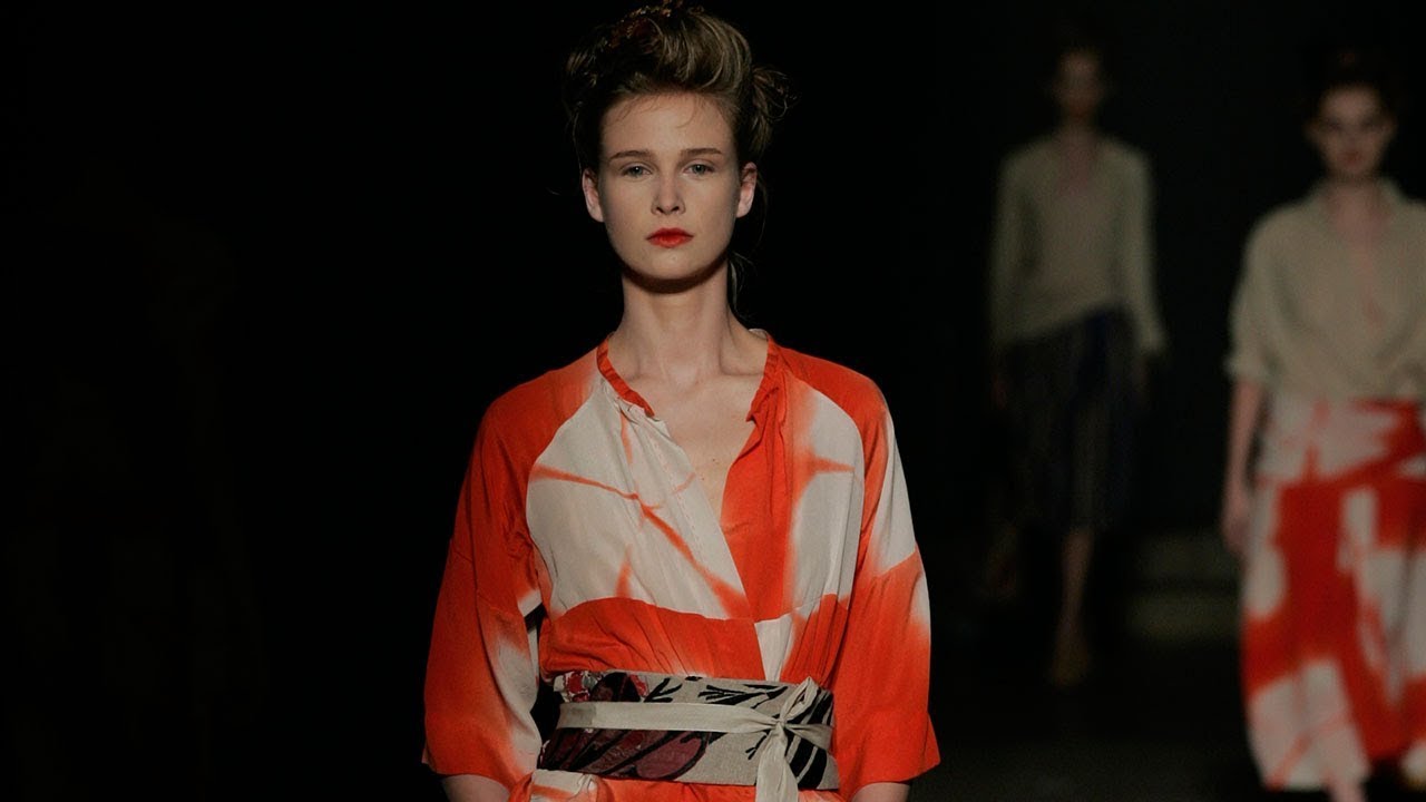DRIES VAN NOTEN 054 Women’s Spring/Summer 2006 Fashion show