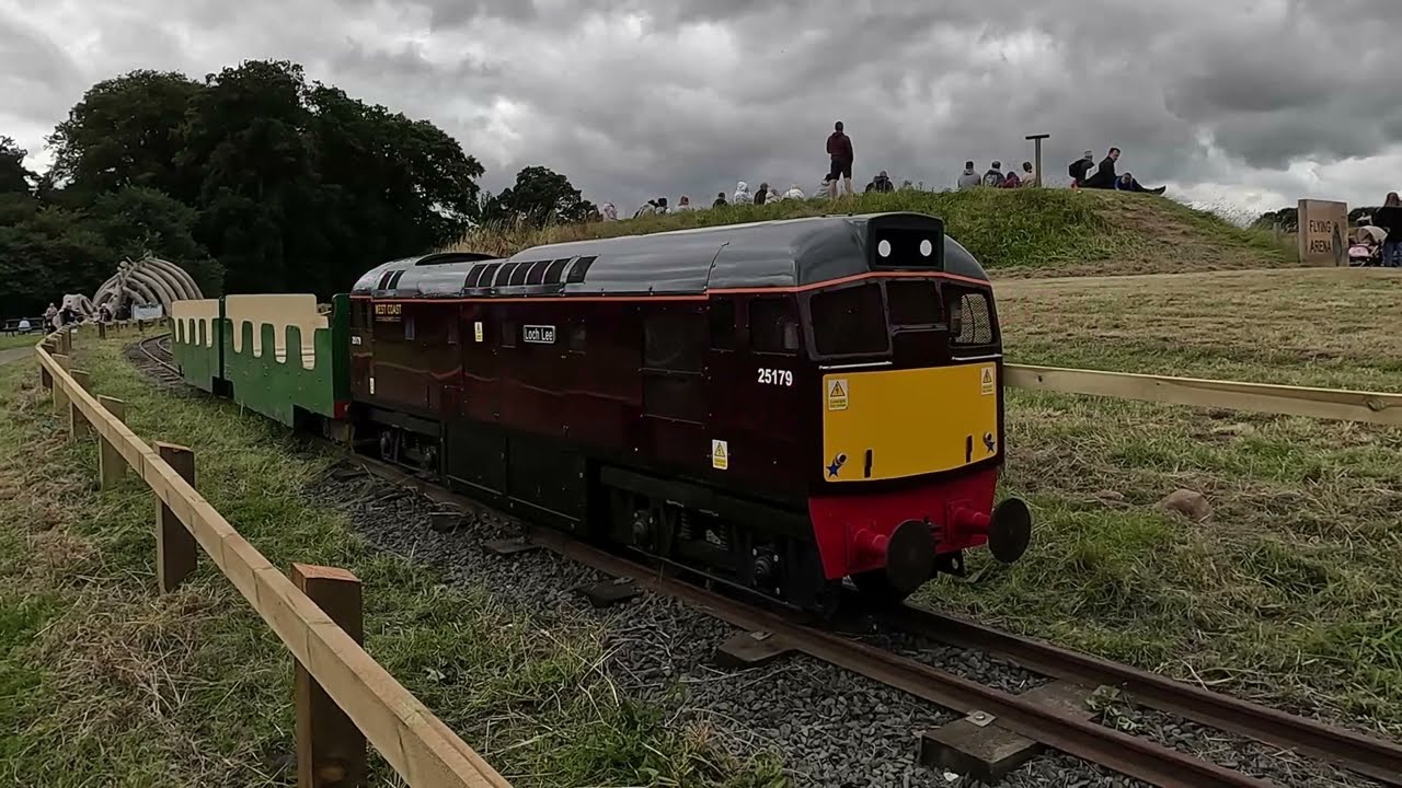 Scottish Deer Park Centre Railway - Cupar   (4k 50fps)
