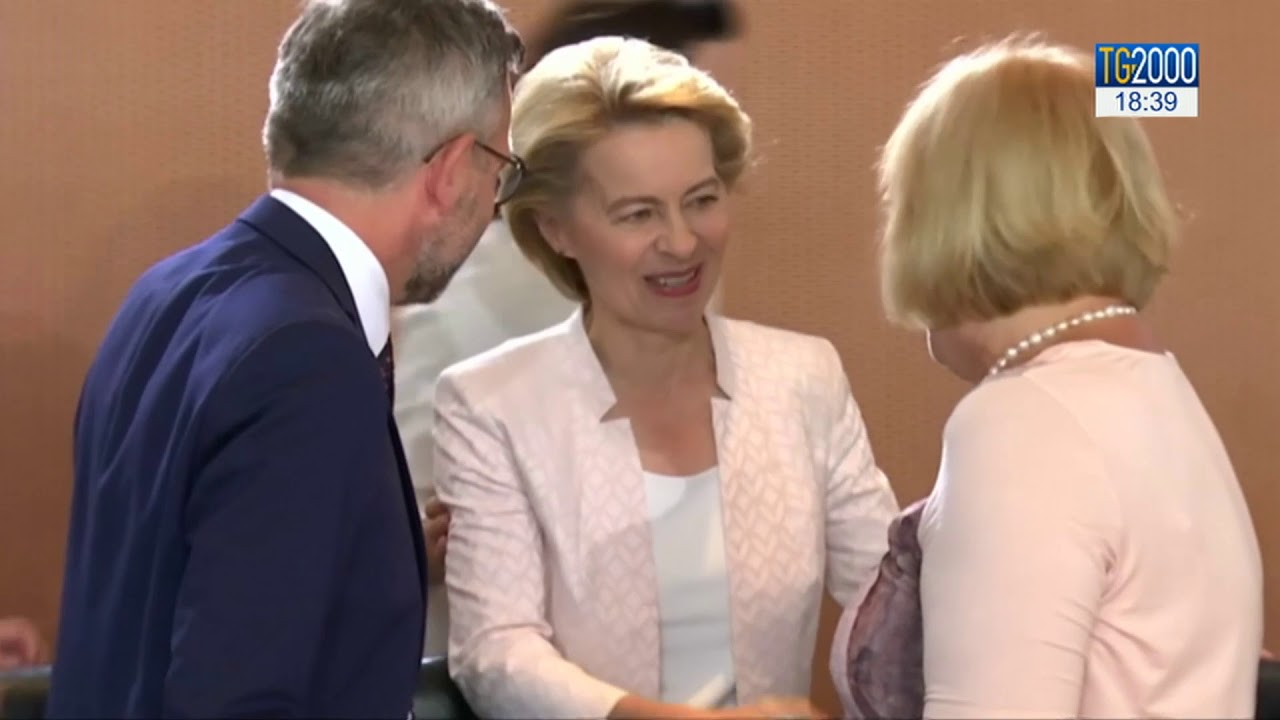 Ue, Ursula Von Leyen presidente Commissione europea. Madre e politica di successo