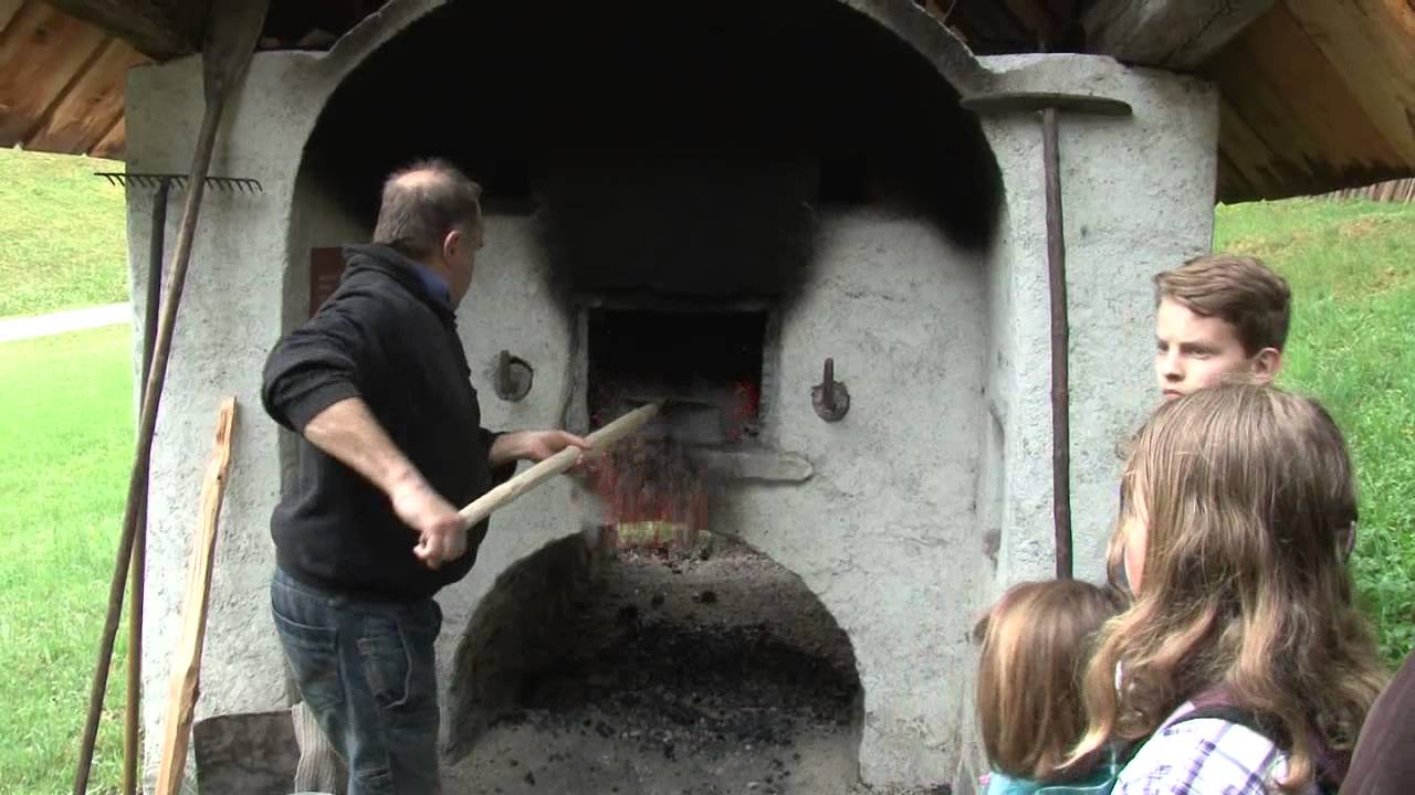 Tiroler Eigenbrötler im Höfemuseum in Kramsach Tirol