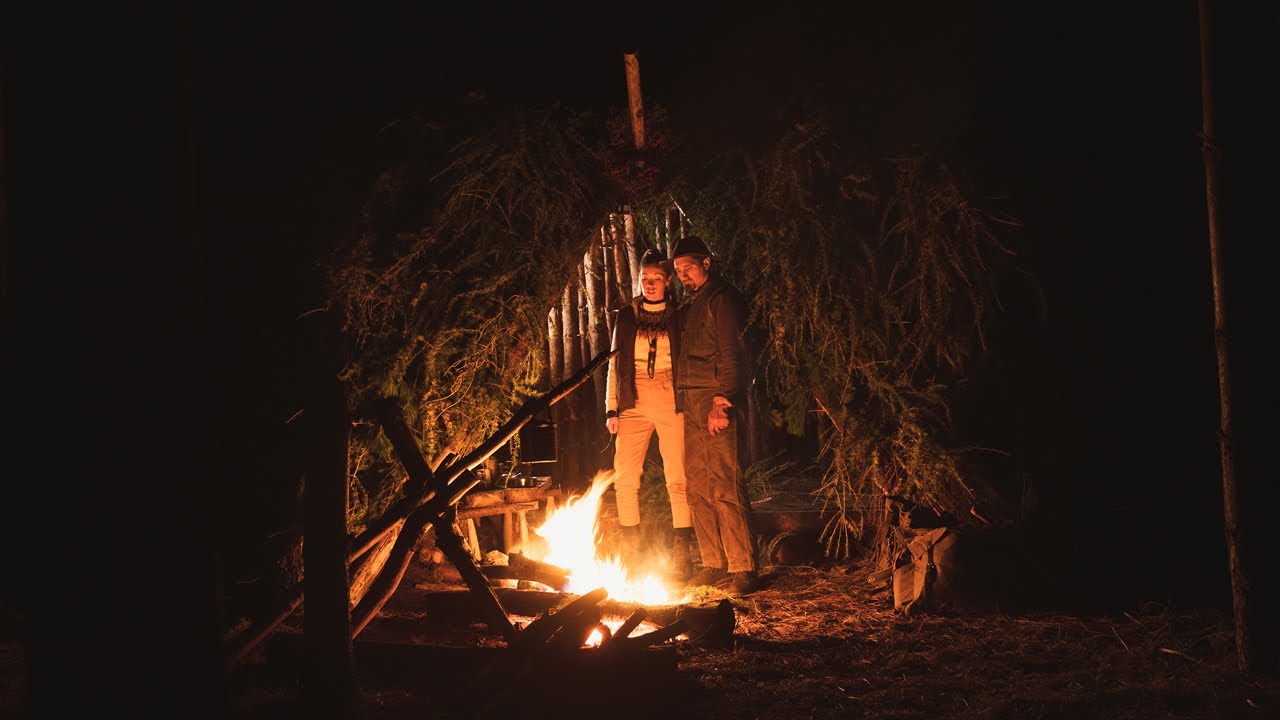 Winterizing Bushcraft Shelter - Gourmet Camp Cooking, Sheltercraft, Dal Inspired Soup