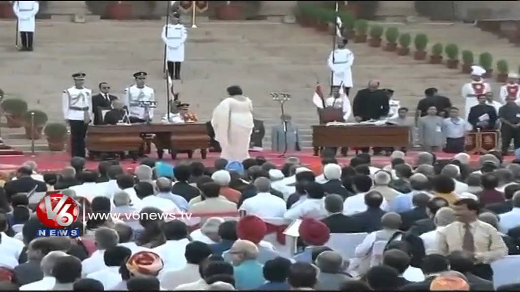 Narendra Modi takes oath as India's 15th Prime Minister at Rashtrapati Bhavan