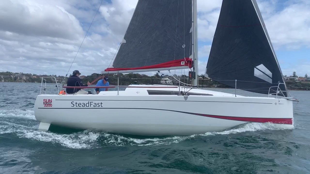 JEANNEAU SUN FAST 3200 - STEADFAST