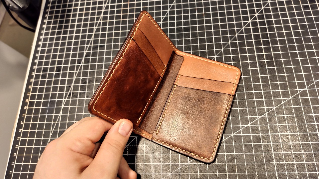 Making a HANDMADE Leather Bifold Card Holder Wallet #1