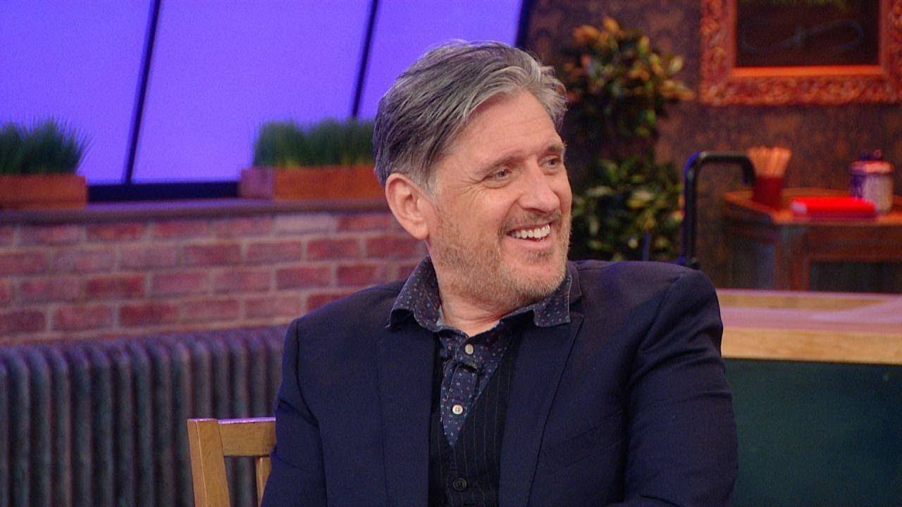 Bonus Clip: Craig Ferguson Hilariously Admits He Never Knows How To Answer *These* Kinds Of Quest…