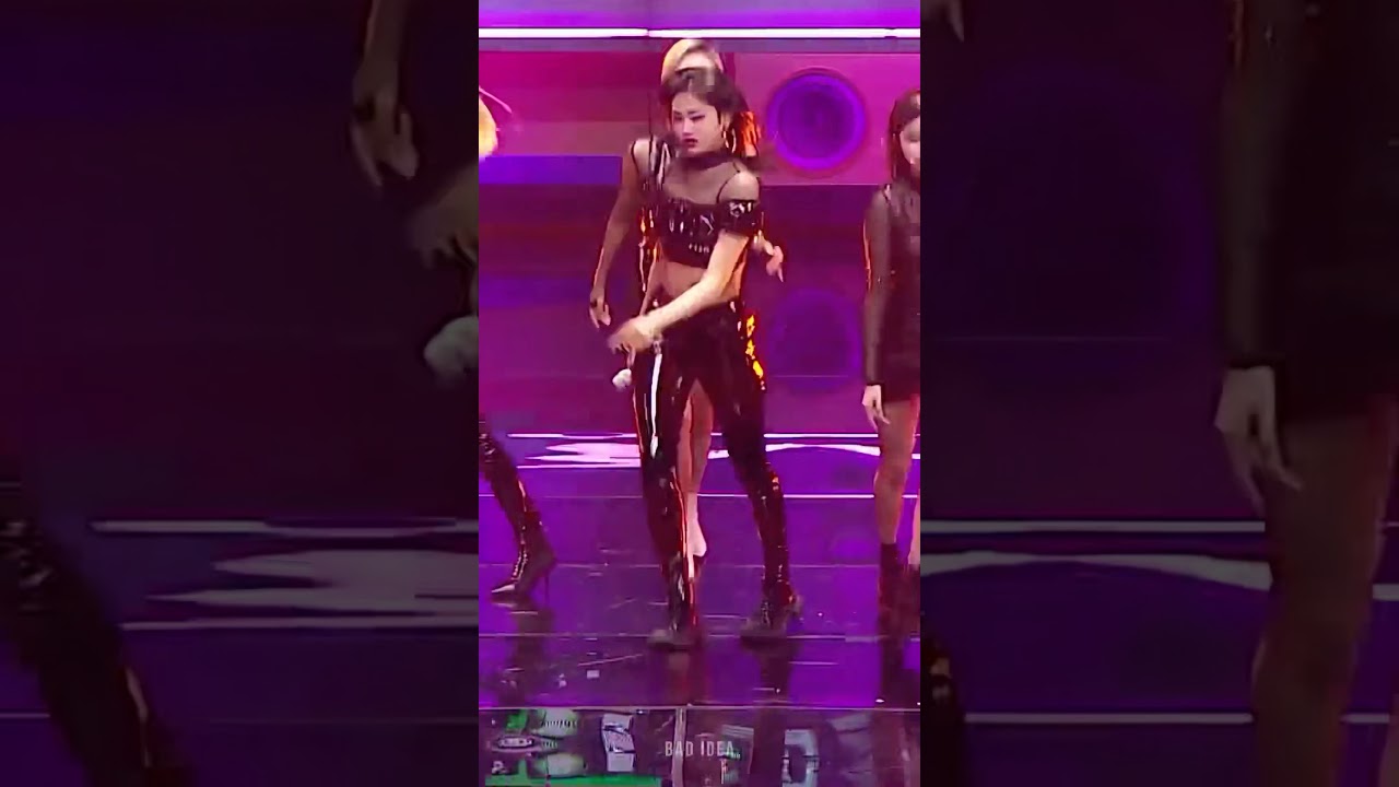 191018 Mia (everglow) Abracadabra fancam